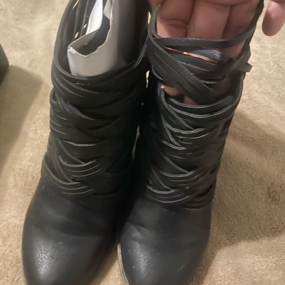 Elegant Black Ankle Booties ladies size 8.5 - Picture 4 of 10